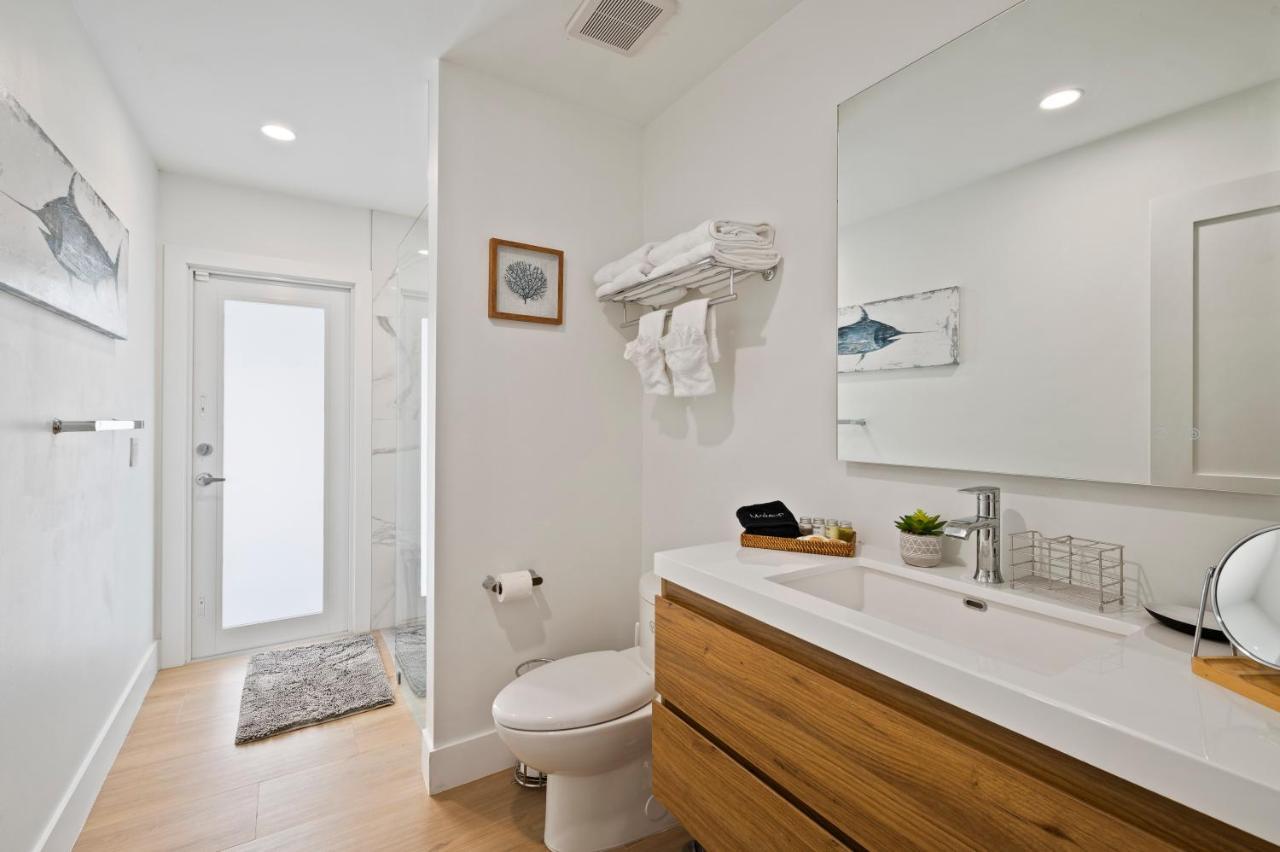 Paradise Miami, Luxury Gem With Heated Pool, Game Room, Fire Pit, 3 Bed 2 Bath Miami